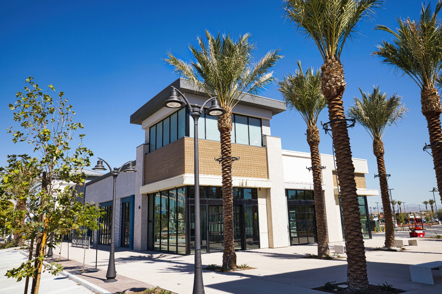 Retail commercial property
